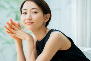アンチエイジングは何歳から何をすれば？習慣・食べ物・スキンケアと歯の若見え戦略