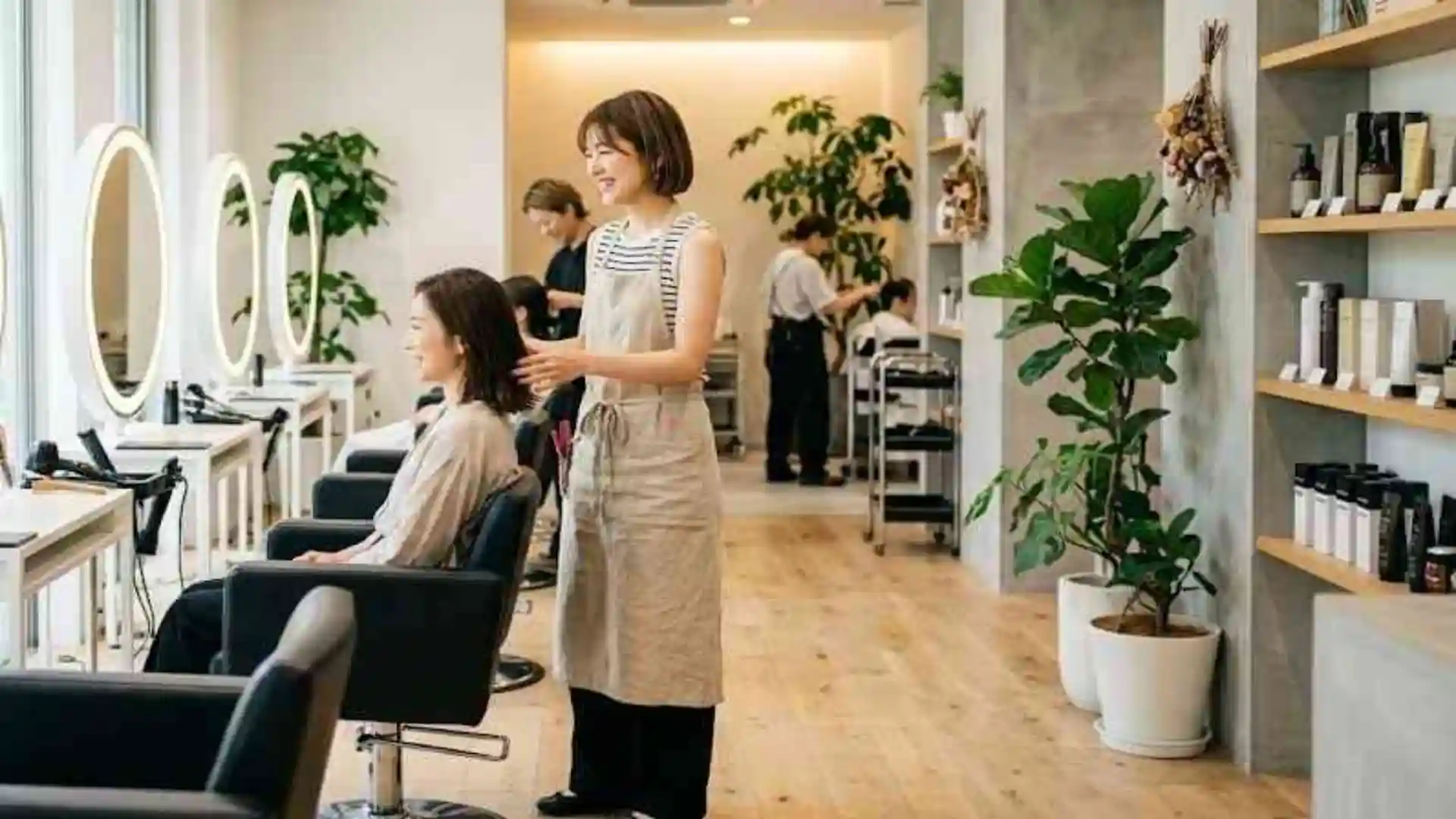 美容師が独立すると年収はいくら？働き方別の手取りと失敗しないための条件